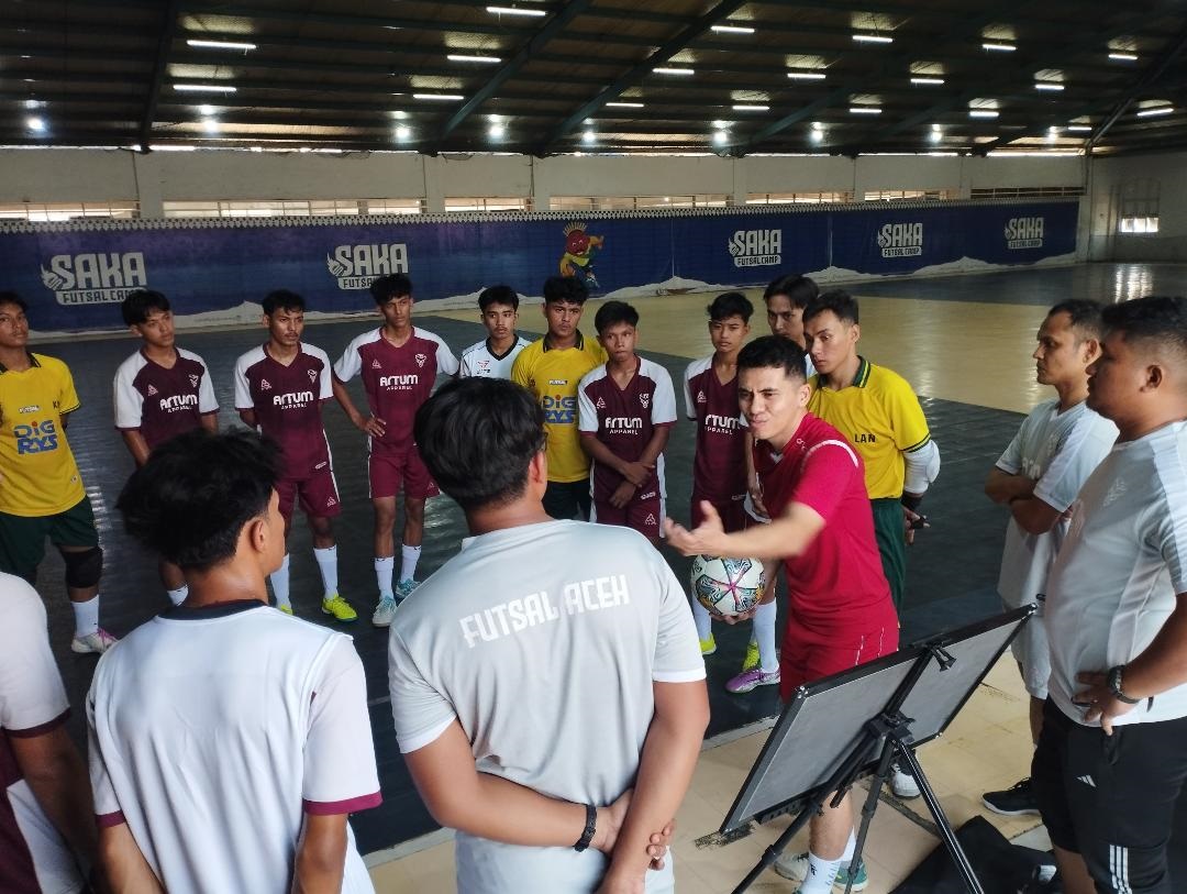 Eks Timnas Semangati Pemain Futsal Aceh