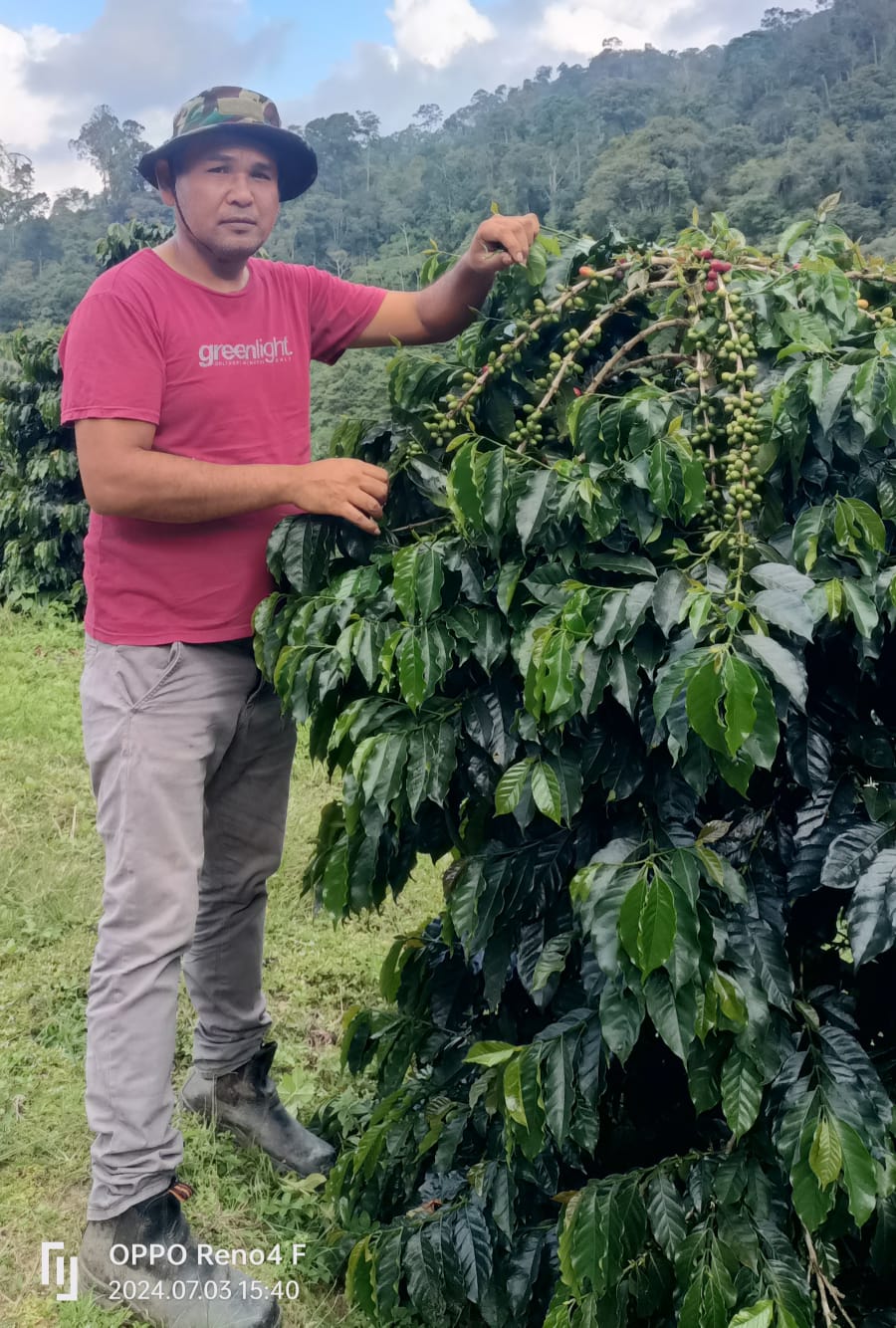 Bantu Pasarkan Kopi, Petani Berterimakasih Kepada Atika Nasution