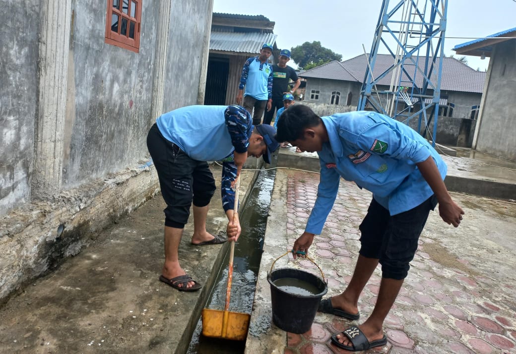 Jelang PON, BKPRMI Ajak Pemuda Ramaikan Gerakan Bersih Masjid Di Aceh Timur