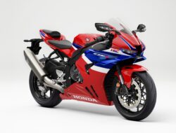 Hadirkan Sensasi MotoGP, Honda Luncurkan CBR1000RR-R Fireblade Terbaru