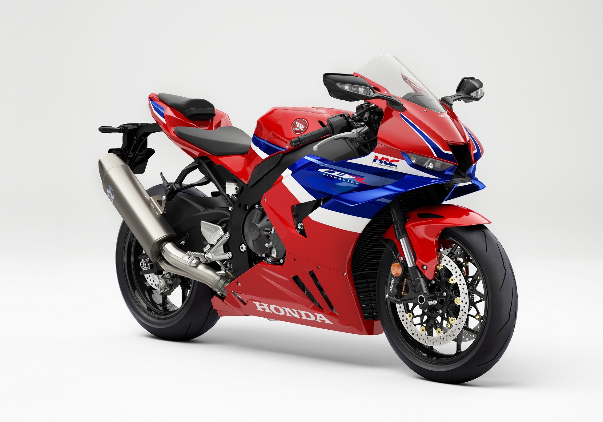 Hadirkan Sensasi MotoGP, Honda Luncurkan CBR1000RR-R Fireblade Terbaru