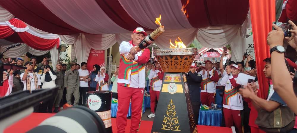 Kirab Obor Api PON Aceh-Sumut Tiba Di Kota Dingin Takengon