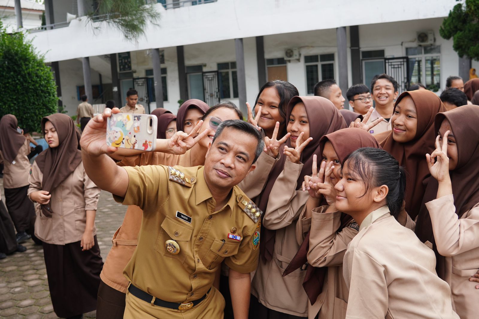 Moettaqien Ajak Pelajar Tebingtinggi Semarakkan PON XXI