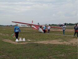 Papua Tengah Rebut Emas Perdana Terbang Layang