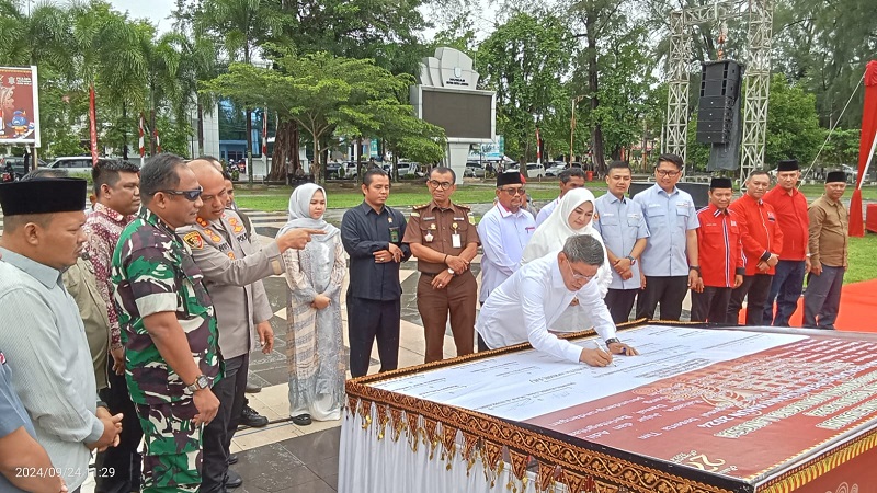 Lima Calon Wali Kota/Wakil Wali Kota Langsa Deklarasi Kampanye Damai