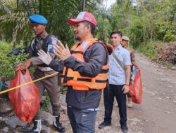 Pj Bupati Agara Operasi Pungut Sampah Di Lokasi Arung Jeram