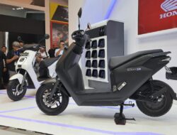 BOS Honda Jawab Impian Pecinta Big Scooter