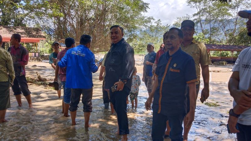 Banjir Jebol Tanggul, Salim-Al Hilal Turunkan Alat Berat