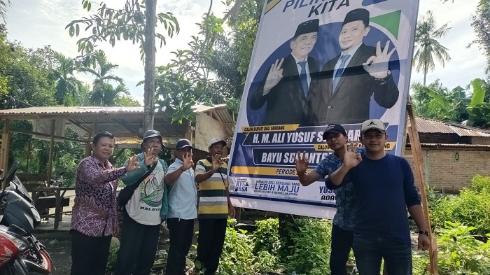 Relawan Pemenangan Sahabat Yusuf Siregar melakukan penguatan dan komitmen untuk memenangkan pasangan Yusuf-Bayu pada Pilkada Deliserdang. (Waspada/ist).