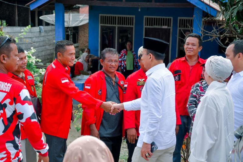 Warga Tapsel Ke Gus Irawan: Kami Ingin Bapak Jadi Bupati