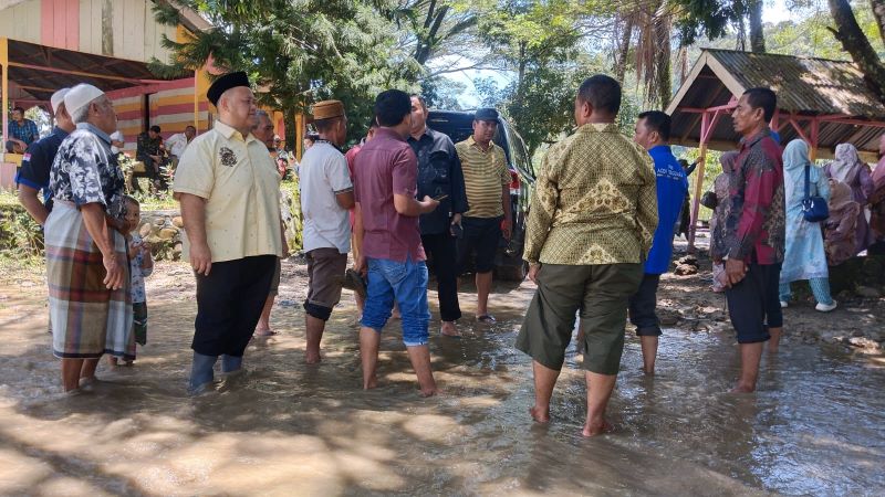 Banjir Jebol Tanggul, Salim-Al Hilal Turunkan Alat Berat