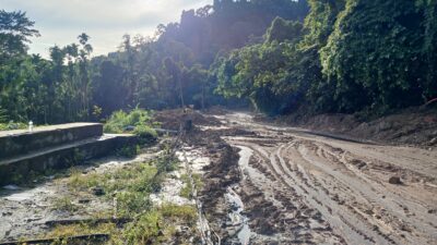 Longsor Luluhlantakkan Kawasan Sibolangit