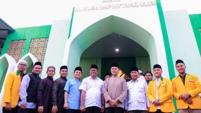 Resmikan Masjid Al Musannif Miftahul Ulum, Bang Ijeck Sambut Hangat dr. Asri Ludin Tambunan