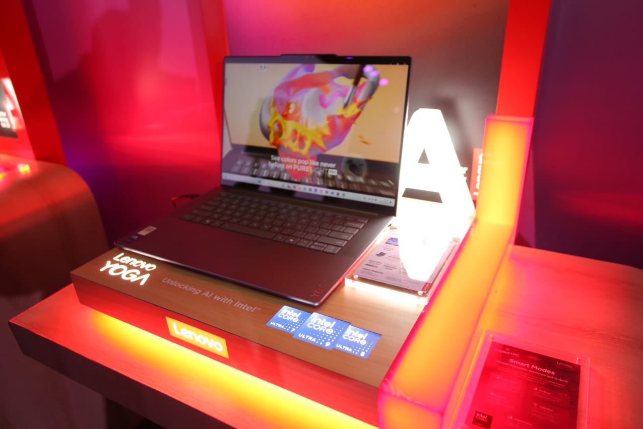 Lenovo Hadirkan Aura Edition dan Jajaran Laptop Copilot+ PC Di Indonesia