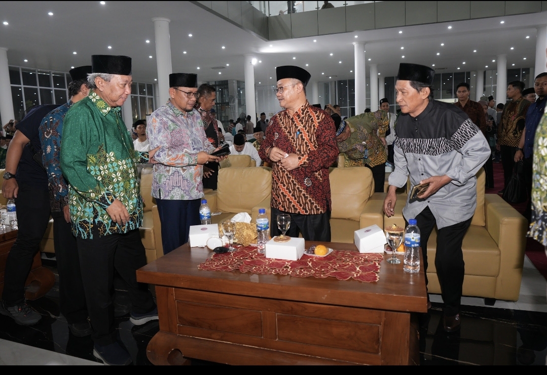 Hadiri Milad Muhammadiyah ke-112 di Kudus, Mendikdasmen Tekankan Peningkatan Pembelajaran Berkualitas