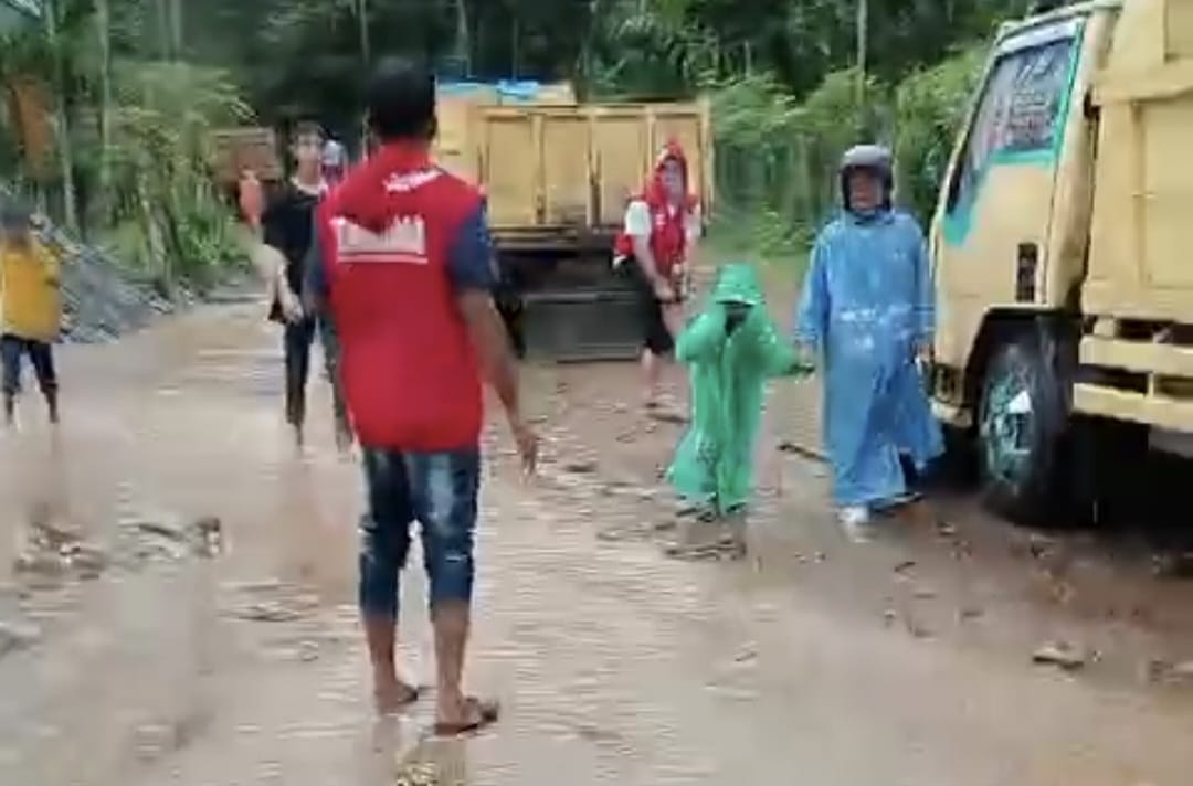 Sungai Keumala Meluap, Jalan Beureunuen-Tangse Banjir