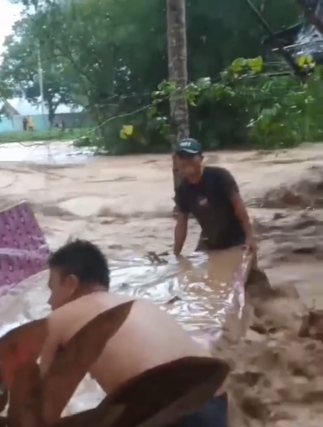 Banjir Bandang Tapsel, Luapan Aek Parlayanan 'Terobos' Rumah Warga Bintuju