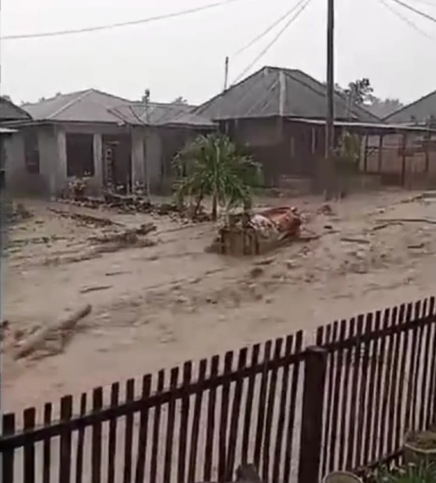 Banjir Bandang Tapsel, Luapan Aek Parlayanan 'Terobos' Rumah Warga Bintuju