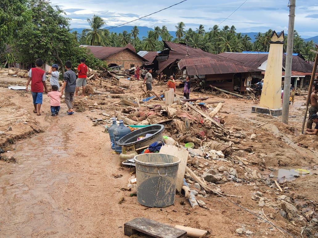 Kisah Tragis Banjir Bandang Tapsel