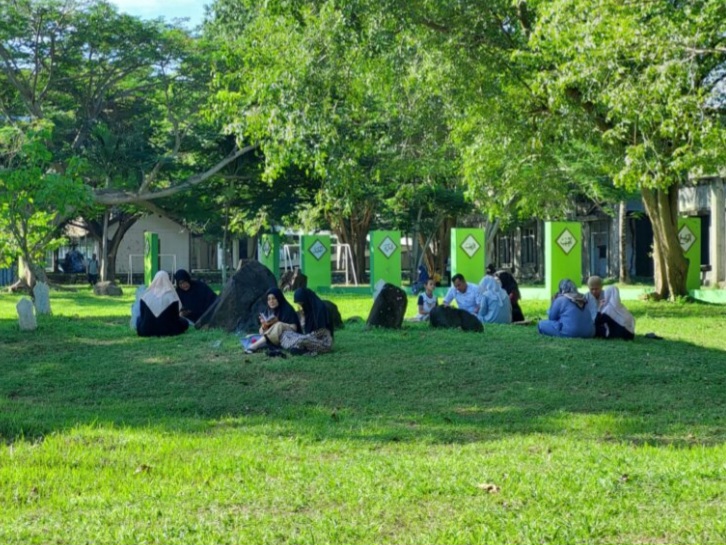 Rindu Yang Membuncah Di Hamparan Tanah Tak Bernisan