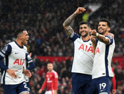 Tottenham Langsung Tatap Liverpool