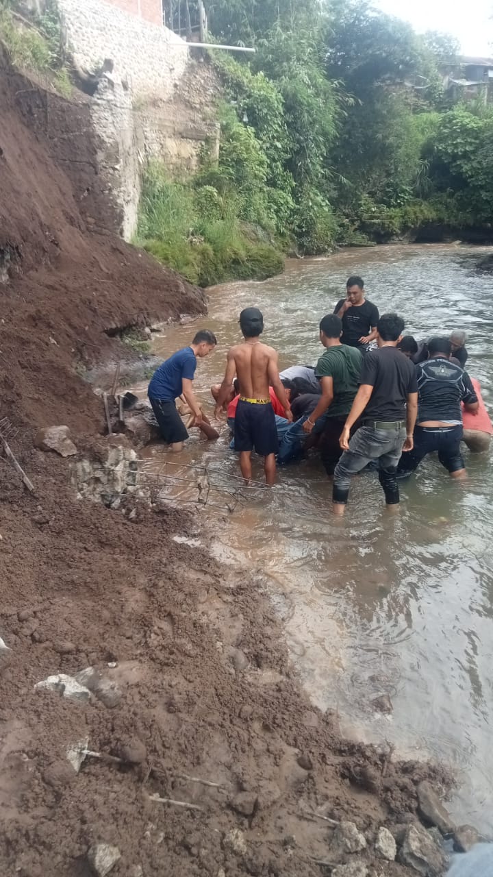 Penambang Pasir Di Sidimpuan Tewas Ditimpa Runtuhan Dek Beton