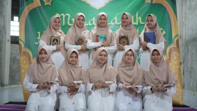 Meningkat, 20 Santri Dayah Darul Qur'an Aceh Berhasil Khatam 30 Juz Di 2024