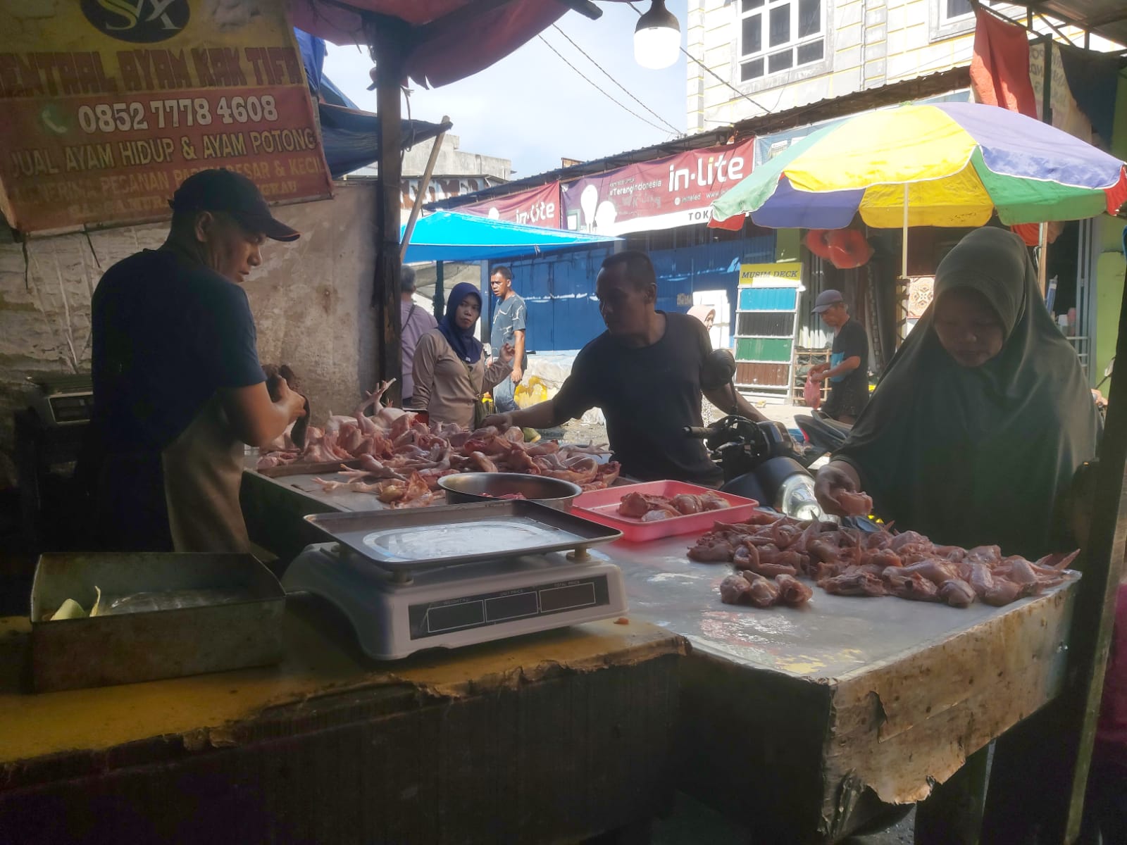 Harga Bahan Pokok Melonjak Naik Jelang Pergantian Tahun