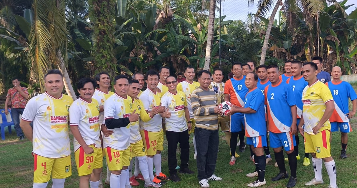 Darma Wijaya, Adlin Absen Lawan Sukajadi FC