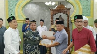 Mayjen TNI Achmad Daniel Chardin Berikan Penghargaan kepada Dompet Dhuafa Waspada