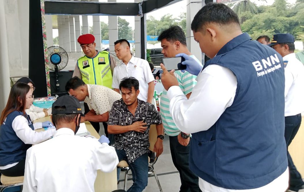 Polres Pematangsiantar Kembali Tes Urine Awak Angkutan Darat