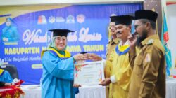 Gandeng BKKBN Aceh, Pemkab Nagan Raya Wisuda 82 Lansia