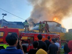 16 Rumah Di Jalan Kemiri Simpang Limun Terbakar