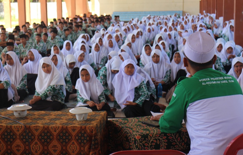 RSB Sumut Periksa Mata Santri Di Pondok Pesantren Modern Al-Hasyimiyah Darul Ulum