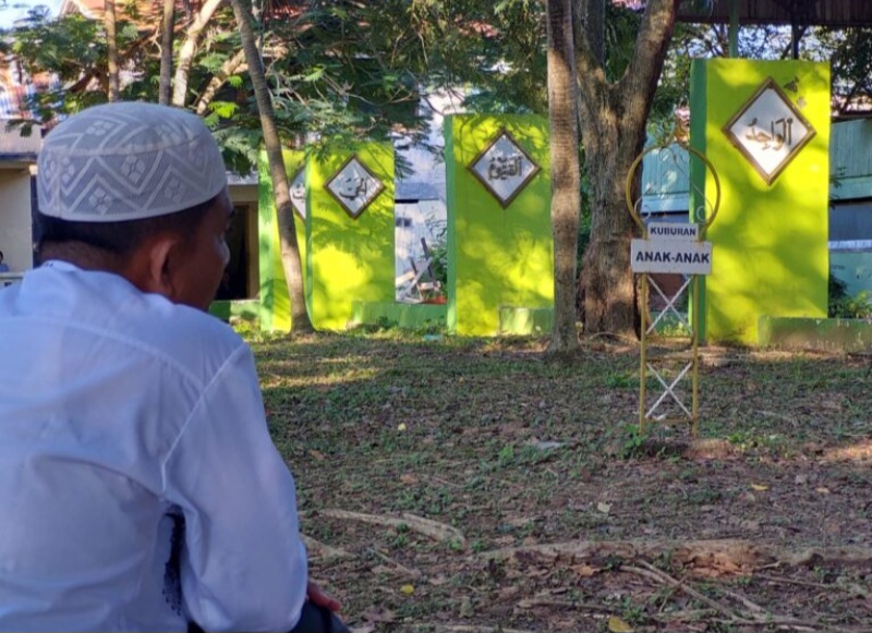 Rindu Yang Membuncah Di Hamparan Tanah Tak Bernisan