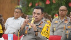 KAPOLDASU Sumut Irjen Whisnu Hermawan Februanto saat konferensi pers refleksi akhir tahun di Aula Tribrata, Jumat (27/12). Waspada/Andi