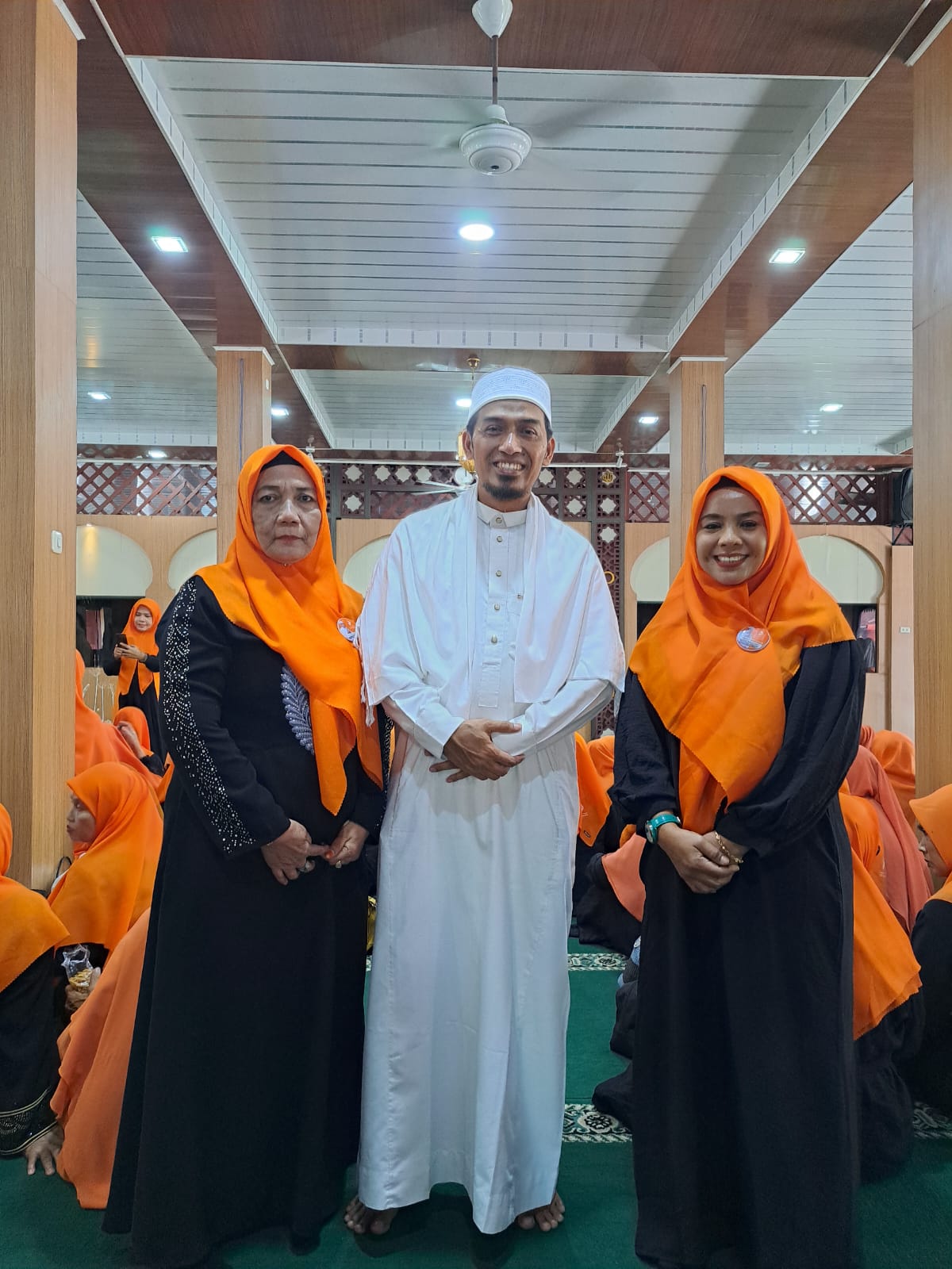 Jamaah Majelis Muhasabah As-Salam Medan Silaturahmi Ke Tuan Guru Babussalam Langkat Syeikh Dr Zikmal Fuad MA