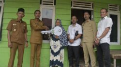 Tiga Warga Langsa Terima Rumah Bantuan Baitul Mal