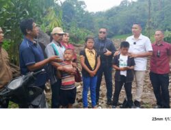 M Dahnil Ginting Bantu 4 Anak Yatim Piatu Korban Banjir Bandang Di Sibolangit