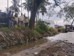 Bupati Terpilih Tinjau Lokasi Tebing Yang Dihantam Banjir