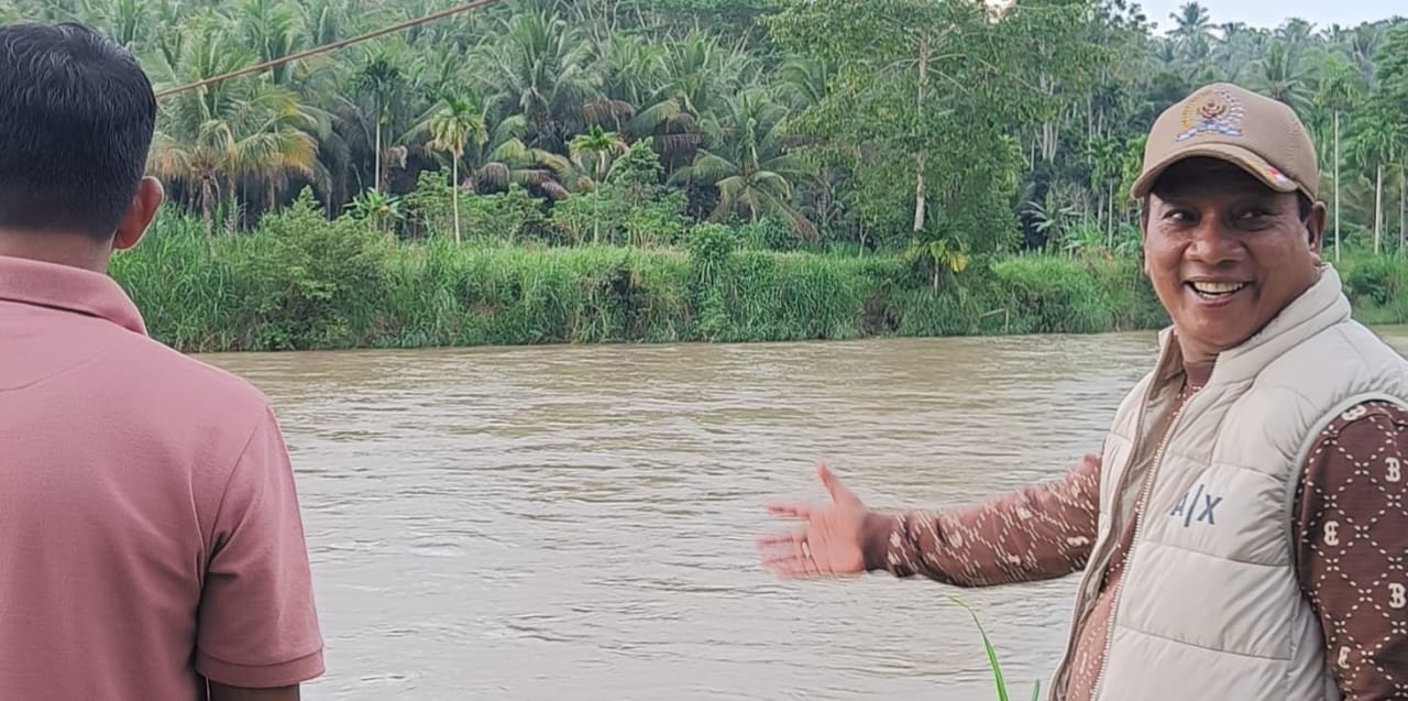 HRD Sahuti Keluhan Masyarakat, Inisiasi Pembangunan Jembatan Gantung Di Juli