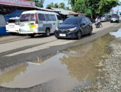 Jalan Lintas Provinsi Di Pidie Rusak Parah, Mirip Kubangan