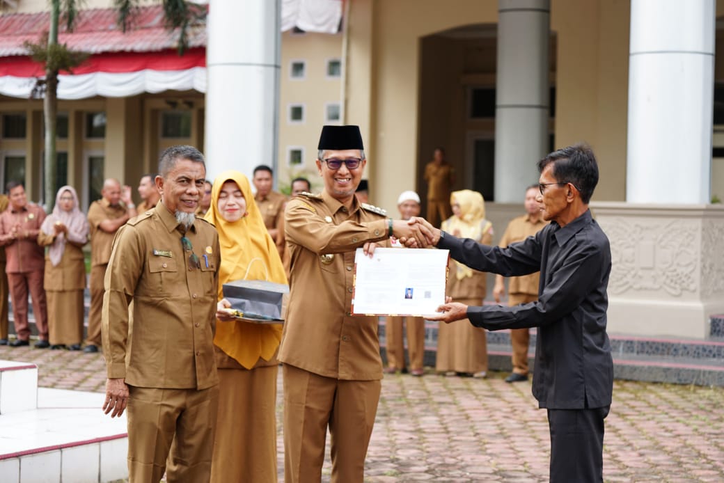 Apel Gabungan Perdana Awal Tahun, Satu ASN Purnatugas