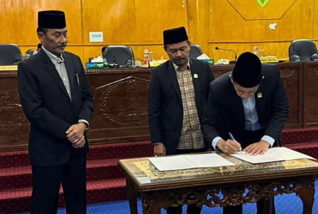 Perang Antara Legislatif Dan Eksekutif Aceh Tamiang Terkait APBK