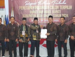 Pleno KIP Aceh Singkil Tetapkan Safriadi-Hamzah Paslon Bupati Terpilih