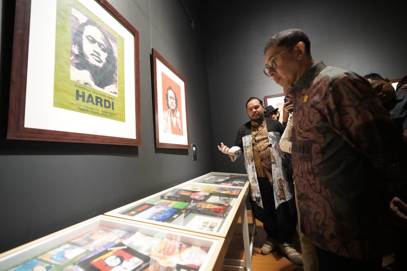 Pameran Jejak Perlawanan “Sang Presiden 2001”, Menteri Fadli Zon Kenang Hardi Sosok Kreatif Dan Kritis