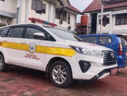 Pj Bupati Agara Tolak Serah Terima Satu Unit Mobil Ambulance Pusling