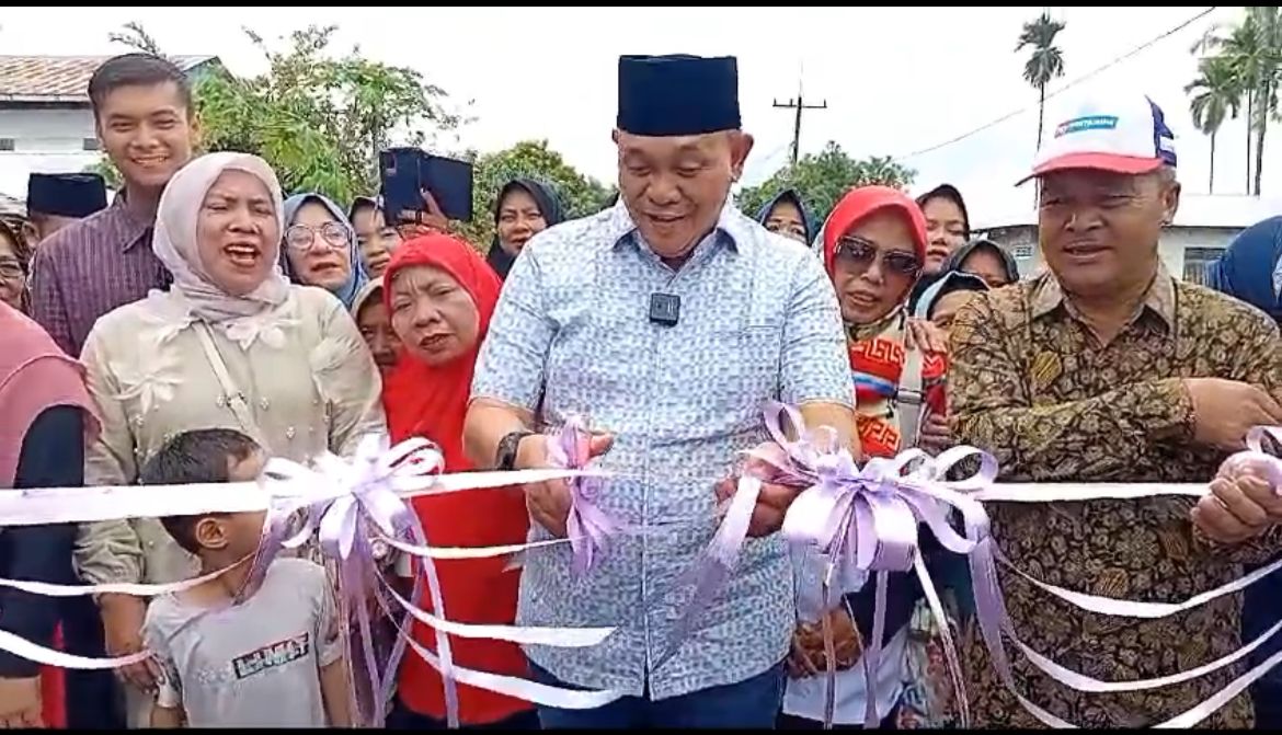 Jalan Pasar II Tanjung Selamat Diaspal, Warga Terima Kasih Ke M Dahnil Ginting