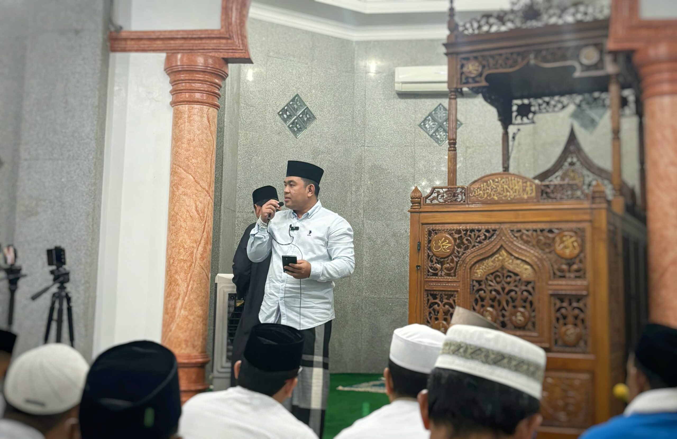 Almuniza Jadikan Safari Subuh Untuk Mendengar Aspirasi Warga