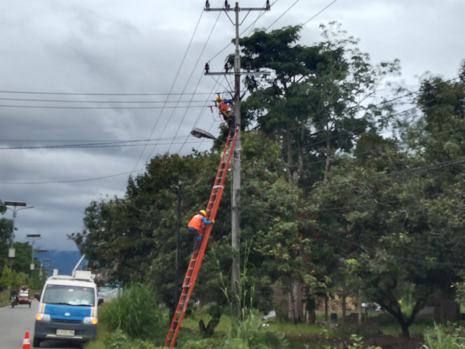 Perbaiki Jaringan, PLN Padamkan Aliran Di Beberapa Wilayah Palas